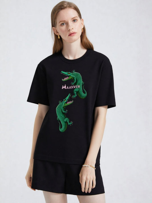 Classic Black Crocodile Graphic Oversized T-Shirt – Unisex Streetwear Style Maanver.com