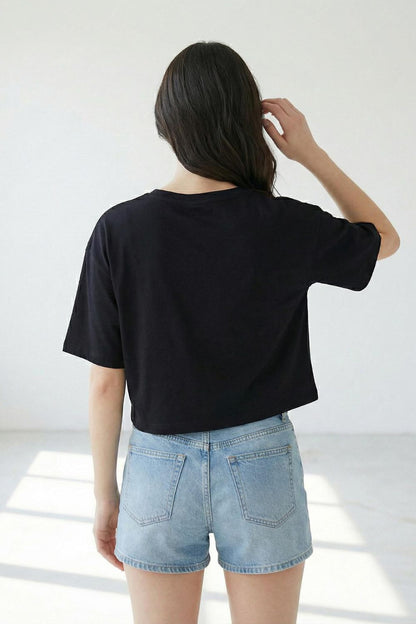 NEW YORK Black Crop Top T-Shirt maanver clothing