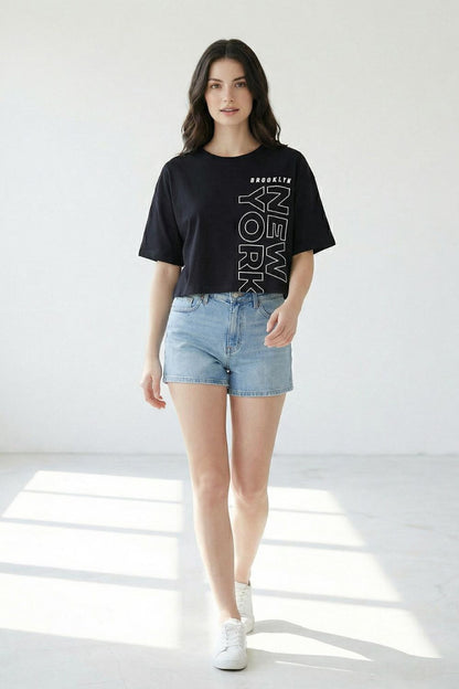 NEW YORK Black Crop Top T-Shirt maanver clothing
