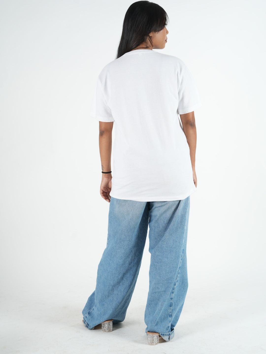 White Oversized Printed T-Shirt maanver clothing