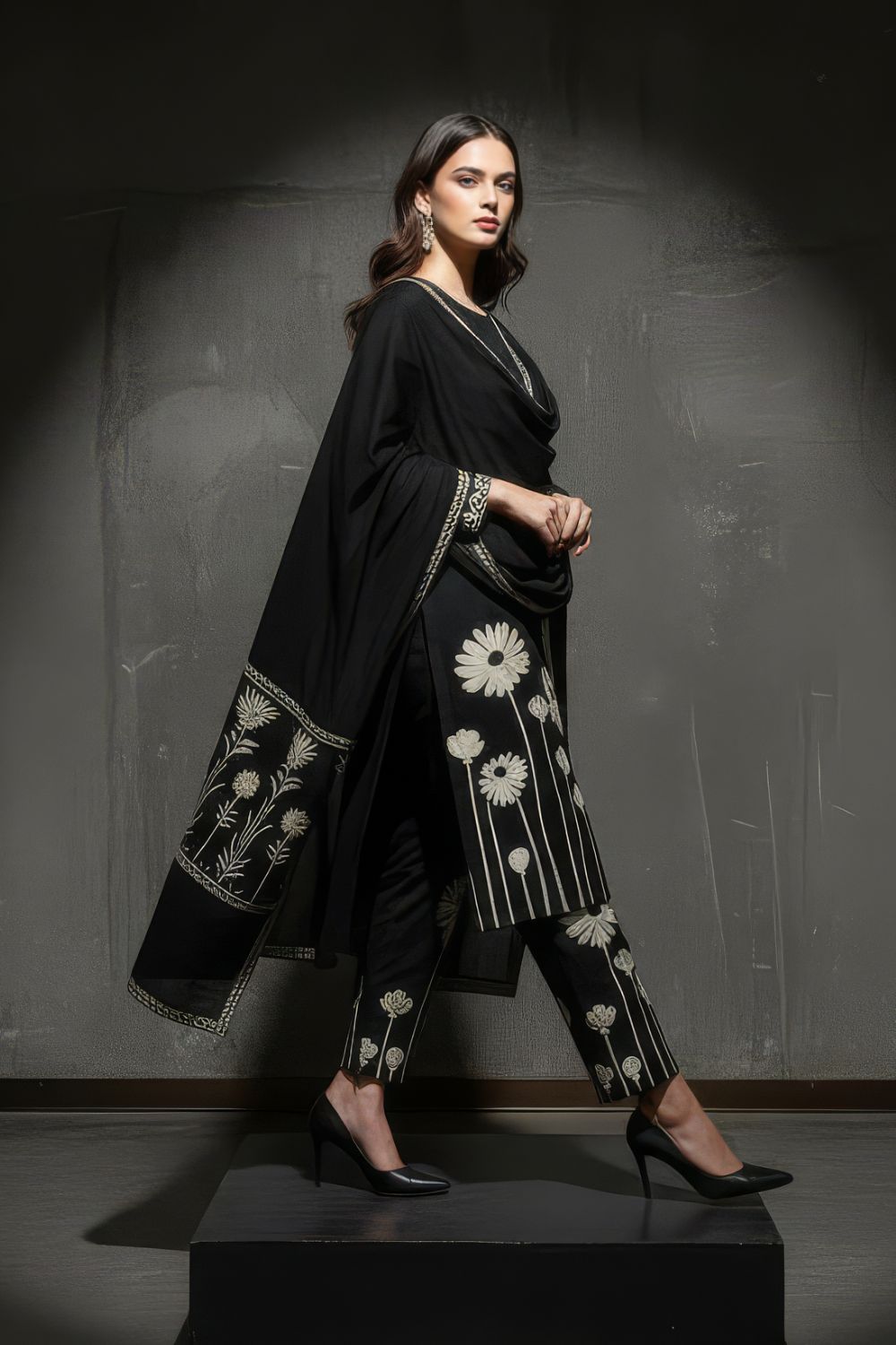 Black Floral Print Kurta Set Maanver.com