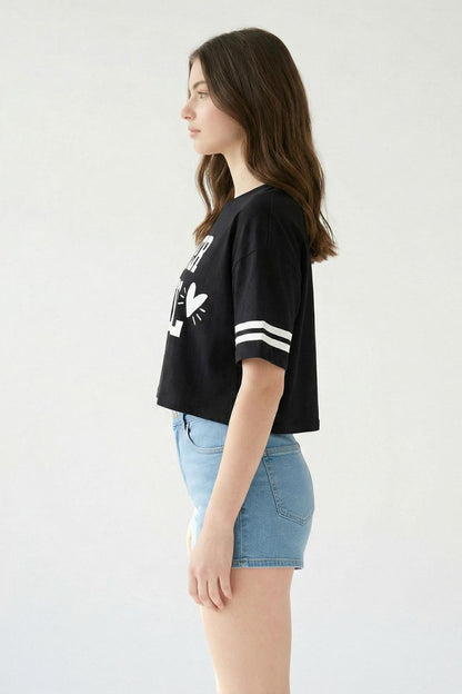 Super Cool Black Crop Top T-Shirt maanver clothing